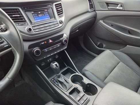 Used 2016 Hyundai Tucson Sport AWD/4WD image 32