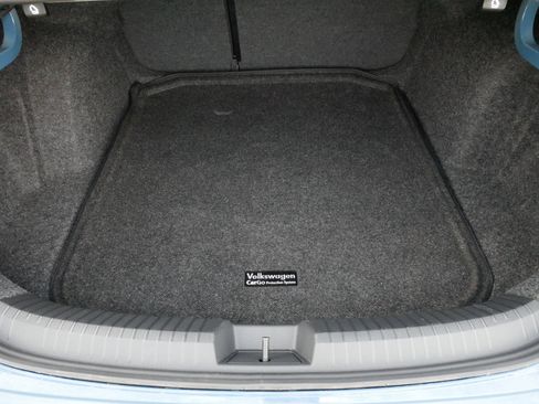 Used 2025 Volkswagen Jetta GLI Autobahn FWD image 18