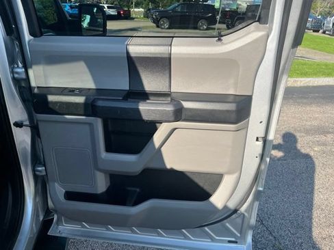 Used 2016 Ford F150 4x4 SuperCrew image 11