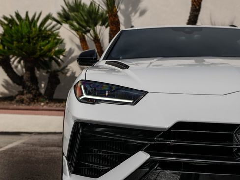 Used 2024 Lamborghini Urus S image 45