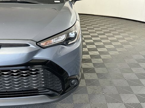 Used 2024 Toyota Corolla Cross AWD Hybrid image 9