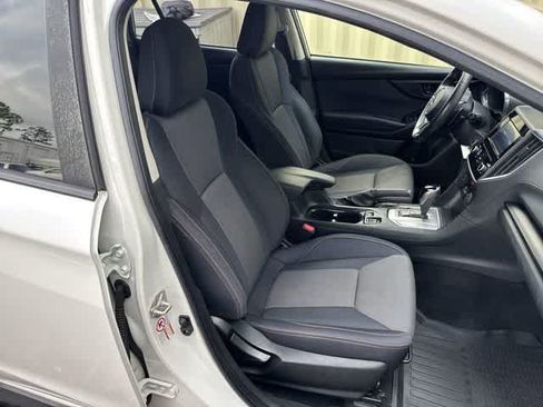 Used 2019 Subaru Crosstrek 2.0i Premium AWD/4WD image 19