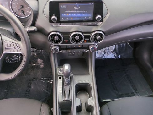 Used 2022 Nissan Sentra S image 11