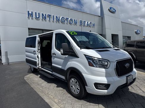Used 2023 Ford Transit 350 XLT RWD image 7