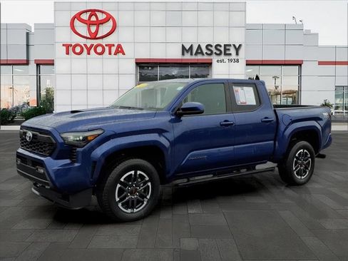 Used 2024 Toyota Tacoma TRD Sport image 29