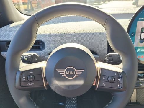 New 2026 MINI Cooper 4-Door Hardtop image 25