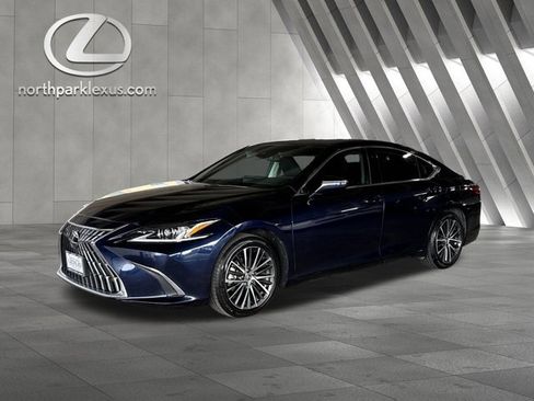 Certified 2023 Lexus ES 350 w/ Premium Package image 3