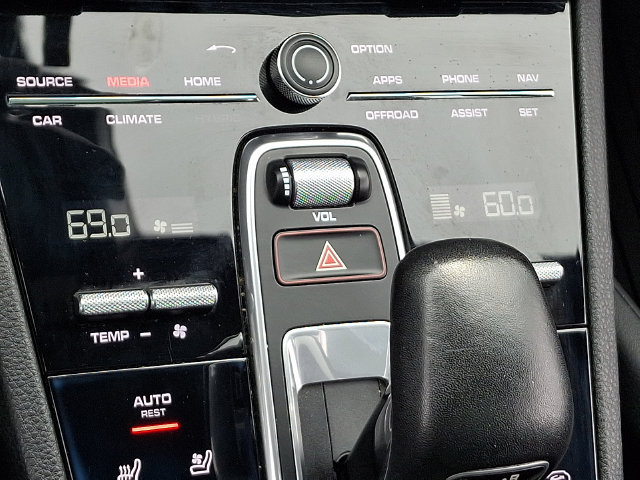 Used 2019 Porsche Cayenne AWD/4WD image 14