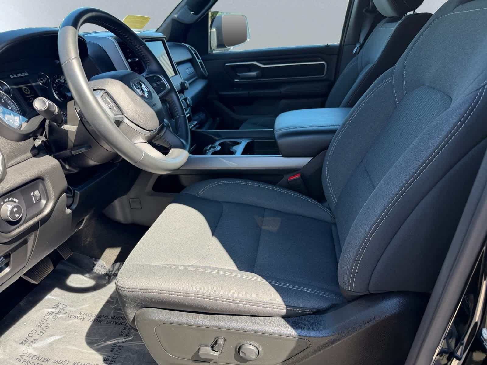 Used 2023 RAM 1500 Big Horn AWD/4WD image 6