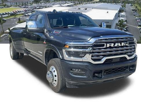 New 2025 RAM 3500 Limited image 2