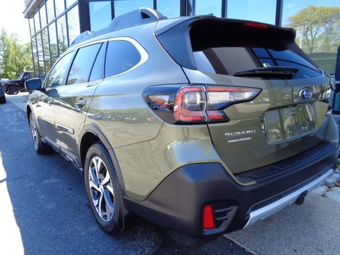 Used 2021 Subaru Outback Limited AWD/4WD image 6