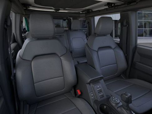 New 2025 Ford Bronco Badlands w/ Sasquatch Package image 10