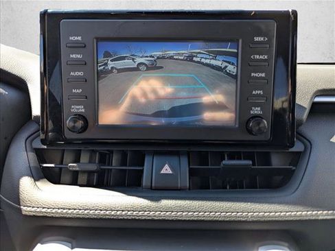 Used 2019 Toyota RAV4 LE w/ Carpet Mat Package image 12