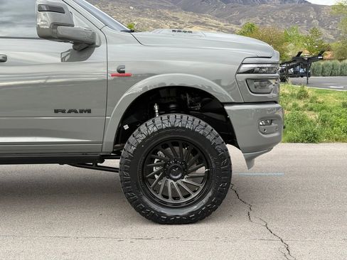 Used 2026 RAM 3500 Limited AWD/4WD image 6