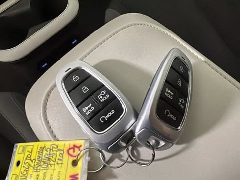 Used 2023 Hyundai Ioniq 5 SE w/ Cargo Package AWD/4WD image 21