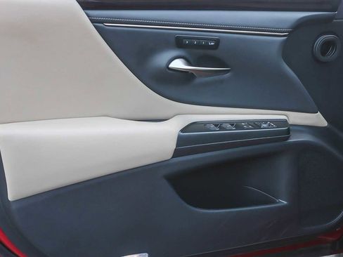 Certified 2021 Lexus ES 350 w/ Premium Package image 20