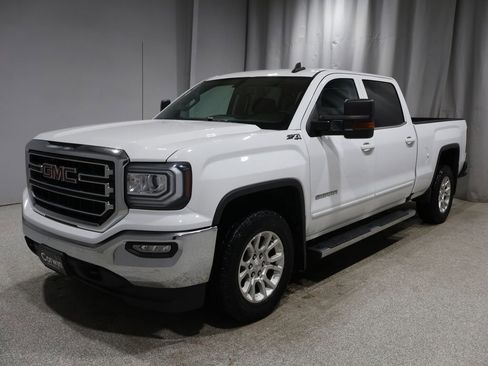 Used 2017 GMC Sierra 1500 SLE w/ SLE Value Package image 7