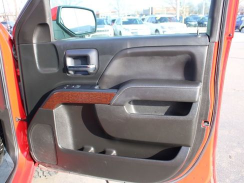 Used 2018 GMC Sierra 1500 SLE w/ SLE Value Package image 21