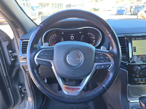 Used 2021 Jeep Grand Cherokee Trailhawk w/ Trailhawk Luxury Group image 32