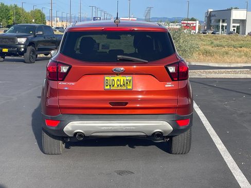 Used 2019 Ford Escape SE AWD/4WD image 4