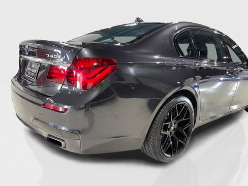 Used 2013 BMW 740Li image 15