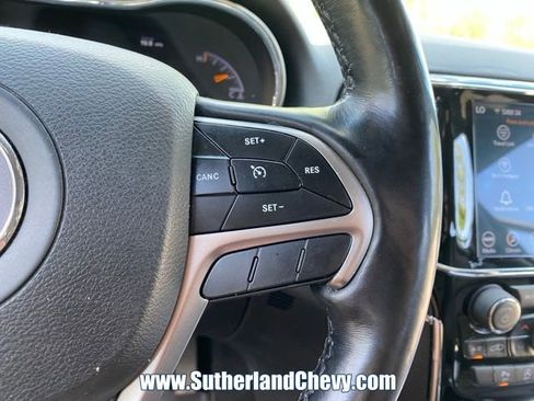 Used 2021 Jeep Grand Cherokee Limited AWD/4WD image 22
