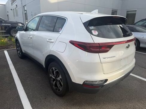 Certified 2022 Kia Sportage LX FWD image 4
