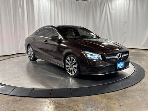 Used 2018 Mercedes-Benz CLA 250 4MATIC image 10