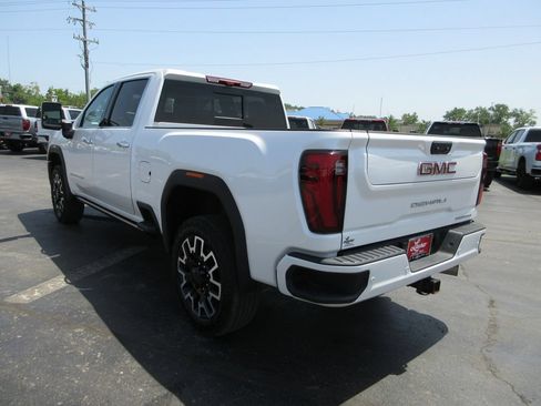 Certified 2024 GMC Sierra 2500 Denali w/ Technology Package AWD/4WD image 9