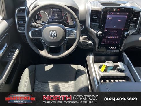 New 2026 RAM 1500 Big Horn AWD/4WD image 11
