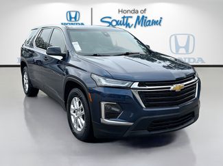 Used 2023 Chevrolet Traverse LS video 1