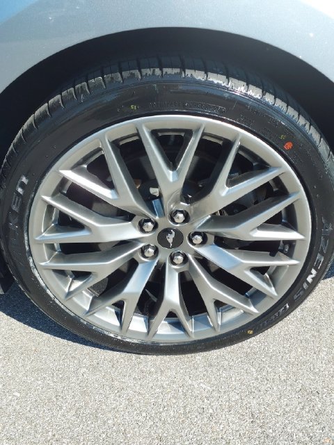 Used 2025 Ford Mustang GT Premium RWD image 32