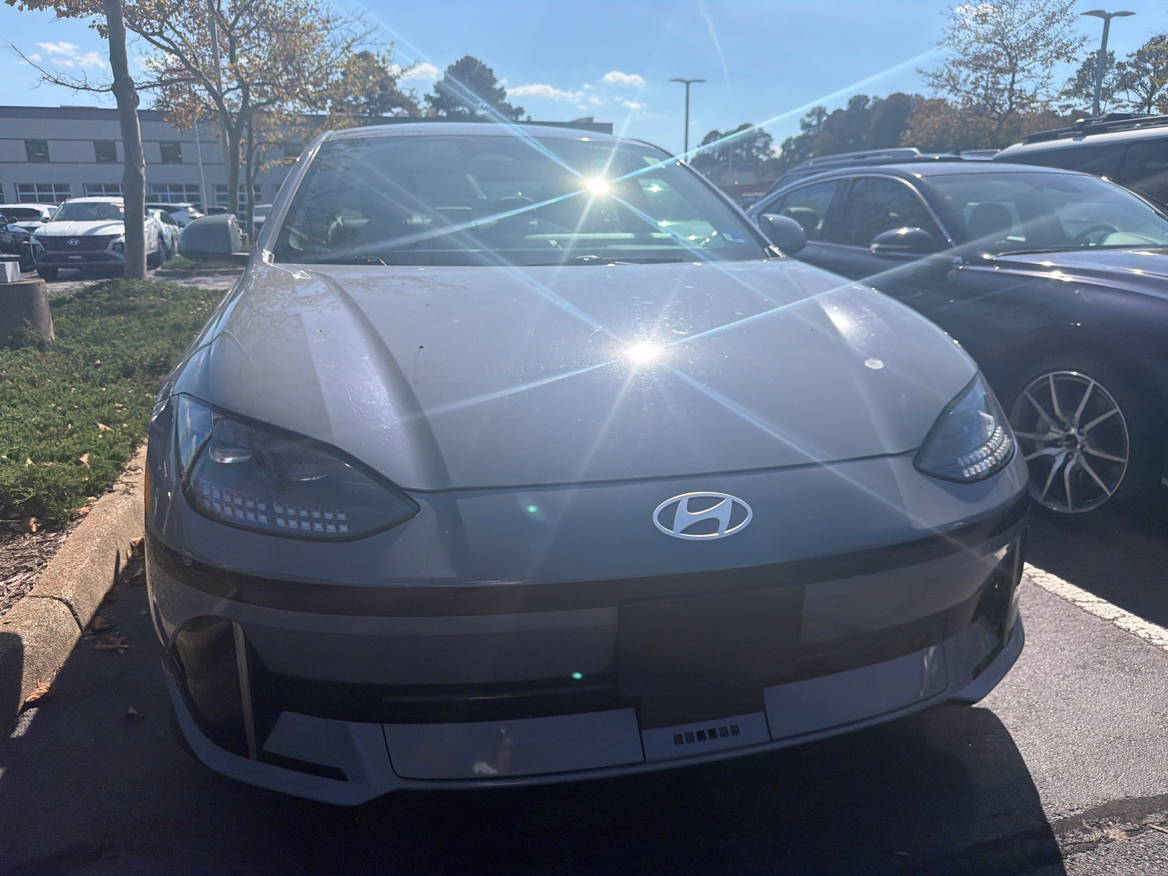 Used 2025 Hyundai Ioniq 6 SEL RWD image 2