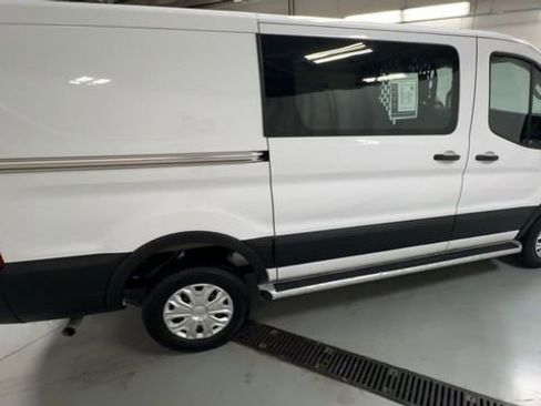 Used 2025 Ford Transit 250 Low Roof w/ Exterior Upgrade Package RWD image 9
