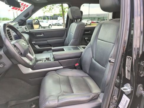 Used 2022 Toyota Tundra Platinum w/ Advanced Package AWD/4WD image 19