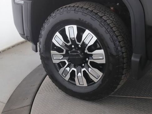 Used 2026 GMC Sierra 2500 Denali w/ Denali Reserve Package AWD/4WD image 13