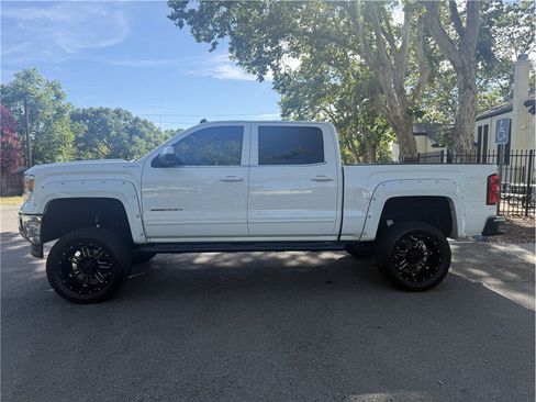 Used 2014 GMC Sierra 1500 SLE w/ SLE Value Package AWD/4WD image 4