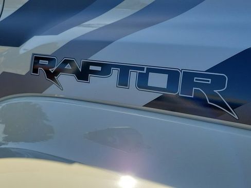 New 2026 Ford Bronco Raptor w/ Interior Carbon Fiber Pack AWD/4WD image 8