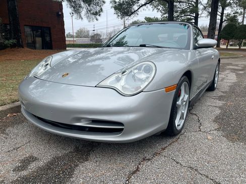 Used 2002 Porsche 911 Cabriolet image 3