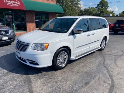 Used 2016 Chrysler Town & Country Touring-L