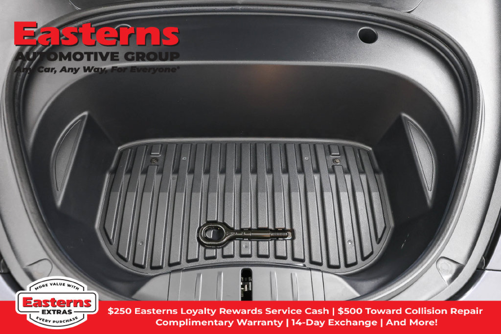 Used 2023 Tesla Model 3 Standard Range RWD image 8