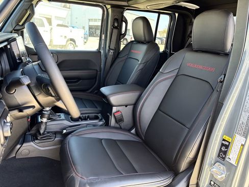 New 2026 Jeep Gladiator Rubicon AWD/4WD image 23