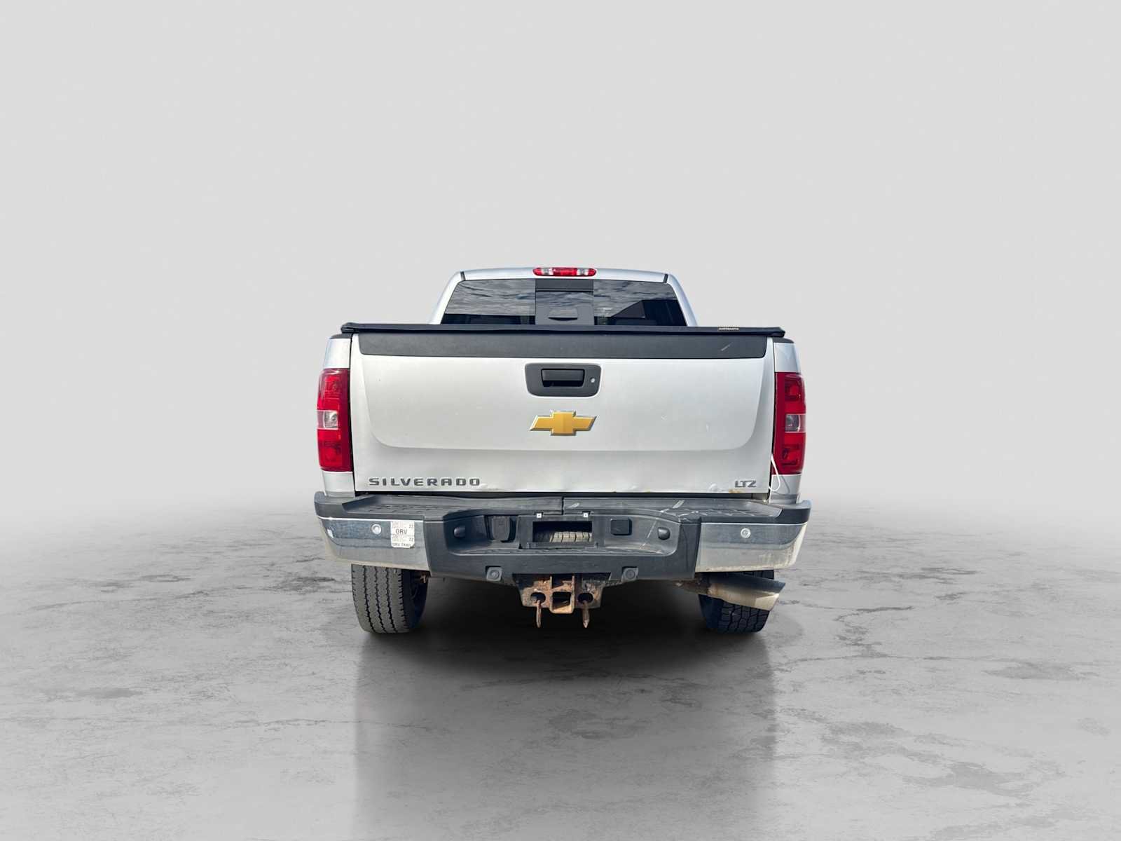 Used 2011 Chevrolet Silverado 2500 LTZ w/ LTZ Plus Package AWD/4WD image 5