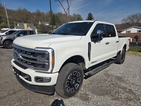 Used 2023 Ford F250 Platinum image 1