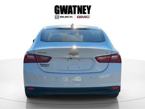 Used 2024 Chevrolet Malibu LT image 6