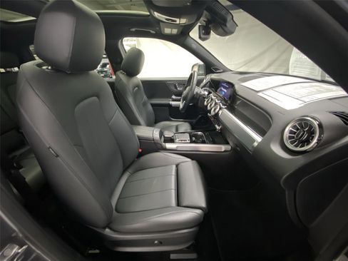 Used 2023 Mercedes-Benz EQB 250+ image 30