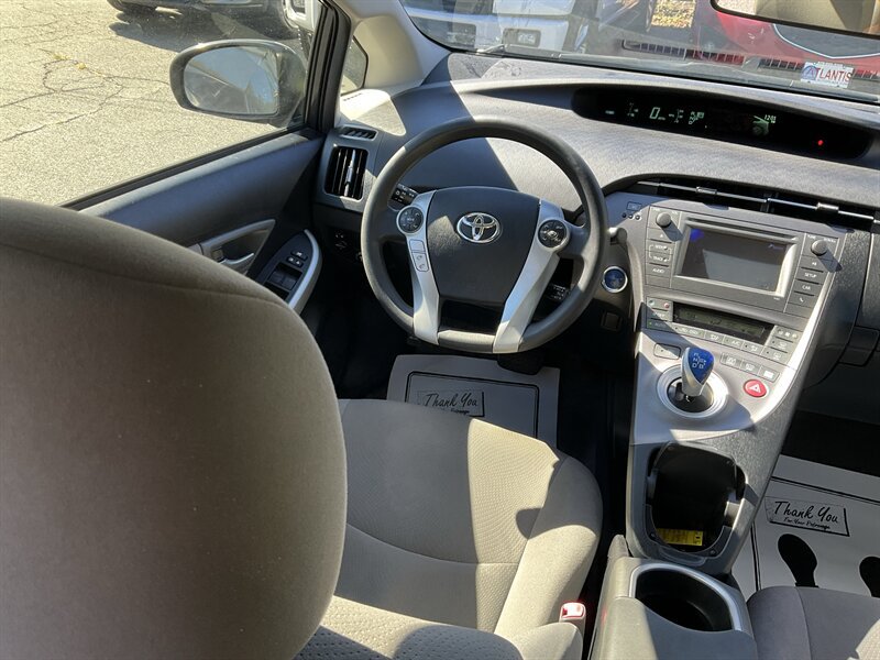 Used 2012 Toyota Prius Two FWD image 16