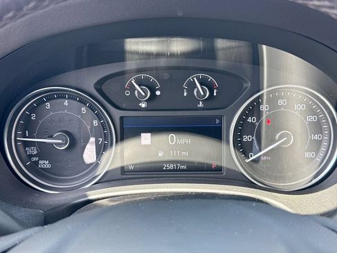 Used 2024 Buick Enclave Essence w/ Experience Buick Package AWD/4WD image 15