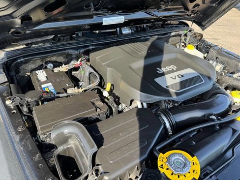 Used 2017 Jeep Wrangler Sport image 69