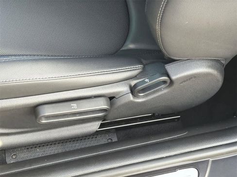 Used 2023 MINI Cooper SE image 26